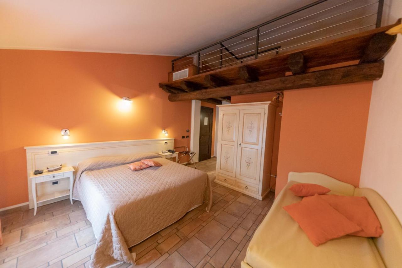 Agriturismo La Dimora Del Contadino Mondovi Ngoại thất bức ảnh